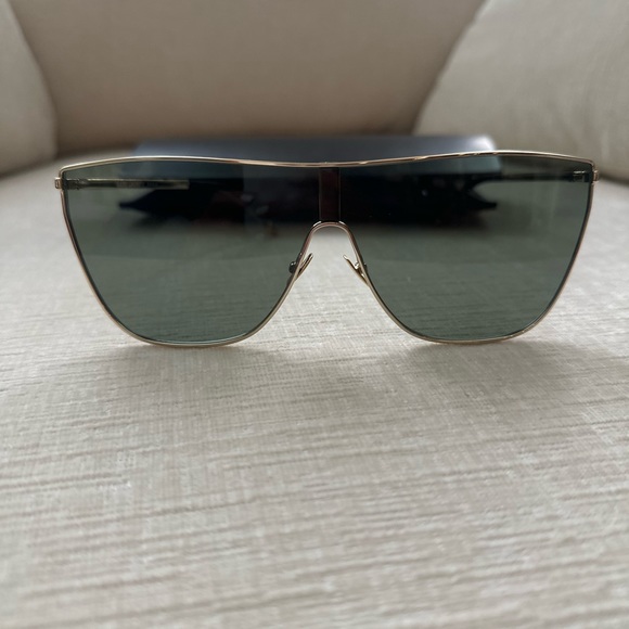 YSL shield tinted sunglasses - Picture 3 of 10